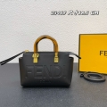 FENDI フェンダーチェ（レディース） バッグ通販。新作コレクションから日本未発売アイテムまで続々登場！nvbag146