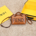 FENDI フェンダーチェ（レディース） バッグ通販。新作コレクションから日本未発売アイテムまで続々登場！nvbag083
