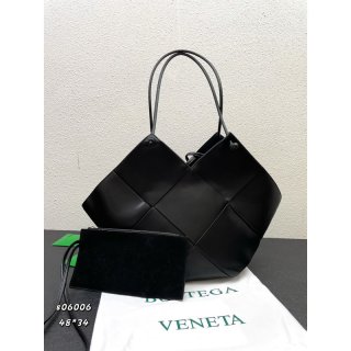 Bottega Veneta（レディース） バッグ通販。新作コレクションから日本未発売アイテムまで続々登場！nvbag273