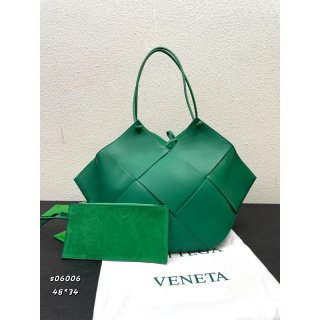 Bottega Veneta（レディース） バッグ通販。新作コレクションから日本未発売アイテムまで続々登場！nvbag275