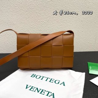 Bottega Veneta（レディース） バッグ通販。新作コレクションから日本未発売アイテムまで続々登場！nvbag327
