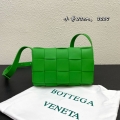 Bottega Veneta（レディース） バッグ通販。新作コレクションから日本未発売アイテムまで続々登場！nvbag334