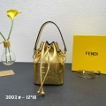 FENDI フェンダーチェ（レディース） バッグ通販。新作コレクションから日本未発売アイテムまで続々登場！nvbag425