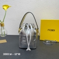 FENDI フェンダーチェ（レディース） バッグ通販。新作コレクションから日本未発売アイテムまで続々登場！nvbag426