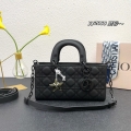 Dior ディオール（レディース） バッグ通販。新作コレクションから日本未発売アイテムまで続々登場！nvbag472