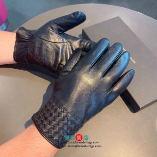 ブランド手袋 メンズ 羊革手袋 暖かさはもちろん通気性もよく、蒸れにくく長時間の装着が可能です shoutao002